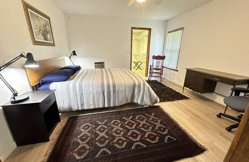 Squaw Valley House | Country Retreat, 23 mi. Entrance Kings Canyon NP, Ideal Remote Work, EV Charger