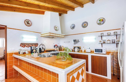 Sao Bras de Alportel Villa | Countryside Charming 5-BR Villa, 30min from the Coast | Private Pool & Garden