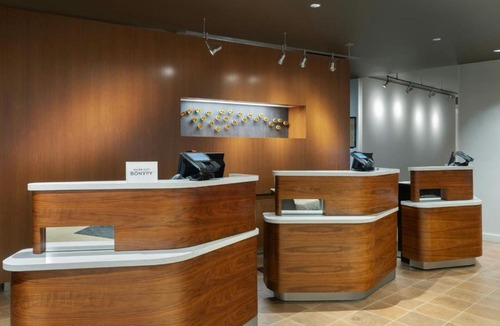 Redwood City Hotel | Courtyard by Marriott Redwood City