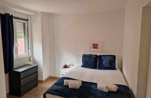 Lisbon Old Town Cabin | Cousy Estrela