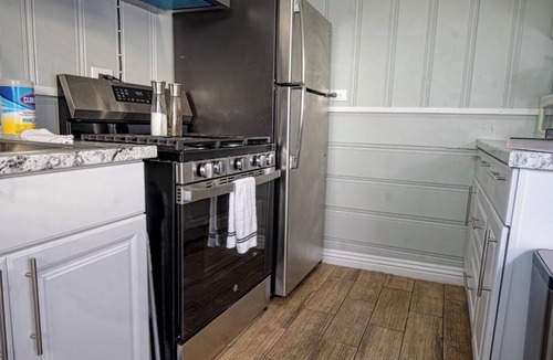 Porterville House | Cozy 1 bedroom 1 bathroom house near hospital