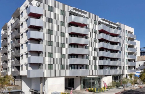 Wilshire Apartment | Cozy 1-bedroom apartment with Gym and Rooftop in pleasant Los Angeles