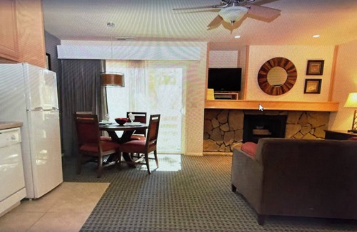 Lower Kingsbury Condo | Cozy 1-bedroom condo in charming Kingsbury