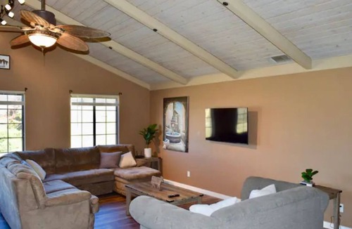 Coarsegold Cabin | Cozy 3 Acre Priv. Cabin -Yosemite/Bass Lake/Casino