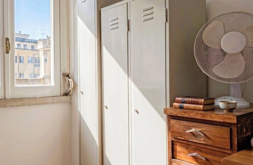 Santo Condestavel Apartment | Cozy 3BR Apartment Campo Ourique Lisbon - Balcony, Sleeps 7, Family Friendly!