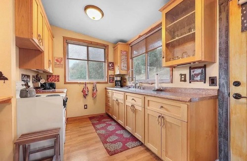 Descanso Cabin | Cozy cabin with 1 bedroom and WiFi, AC in beautiful Descanso