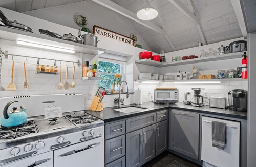 Julian Cabin | Cozy & Charming, remodeled 2-bedroom cabin in Julian. Views to mountains.