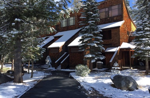 Bear Valley Condo | Cozy Condo in the Heart of BV - Condo Bear #104 by Bear Valley Vacation Rentals