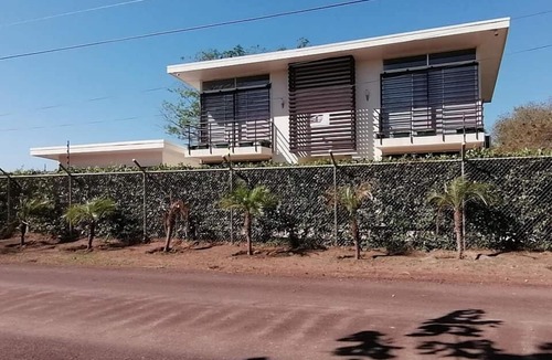 Tamarindo Apartment | Cozy dog-friendly apt w/shared pool - close to Tamarindo