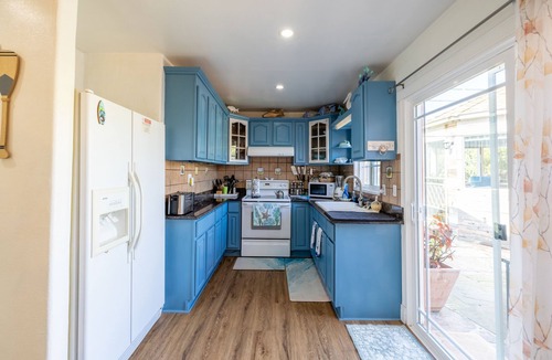 Arroyo Grande House | Cozy home in Arroyo Grande - Conveniently located minutes away from the beach.