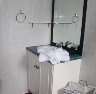 Suva Apartment | Cozy & Modern 2 Bed Apt Near CBD
