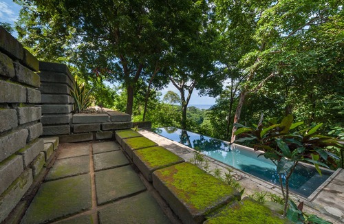 San Juan del Sur Villa | Cozy, ocean view villa set in the jungle canopy in SJDS