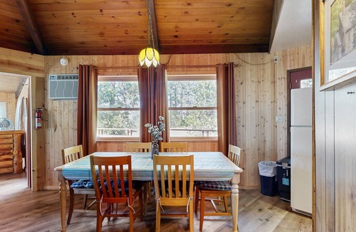 Groveland Cabin | Cozy Octagonal Cabin - Dog-Friendly, w/Fireplace & Private W/D, & Deck