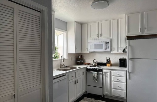 Orangevale House | Cozy Private 1BR With Easy Access to the Sacramento Region, Pet Friendly