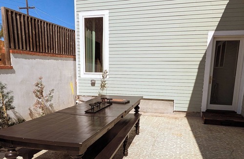 North Park Cottage | Cozy retreat near Balboa Park and San Diego Zoo with quick access to downtown