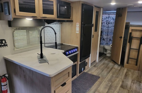Nipomo House | Cozy RV with WiFi, AC and view in charming Nipomo