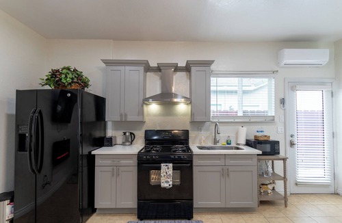 Tulare Apartment | Cozy studio in fantastic Tulare with WiFi access