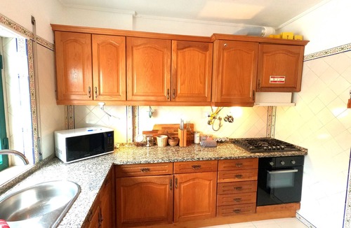 Cacilhas Apartment | Cozy T1 in Cacilhas- Lisbon and beaches in reach
