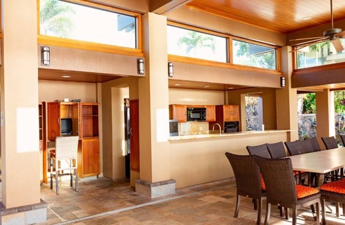 Wailea Condo | Cozy Treasure Nestled on a Lush Oceanfront Property - Wailea Elua 1508