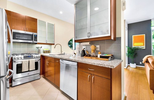 North Park House | Cozy Urban Townhome with 2 Car Garage