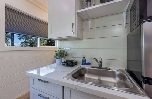 Wailuku Condo | Cozy Wailuku Studio | AC | Near OGG