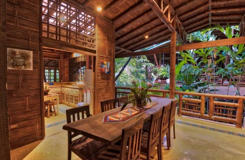 Platanares House | Casa Solaz Waterfall Lodge for 8 | Finca Anjalá