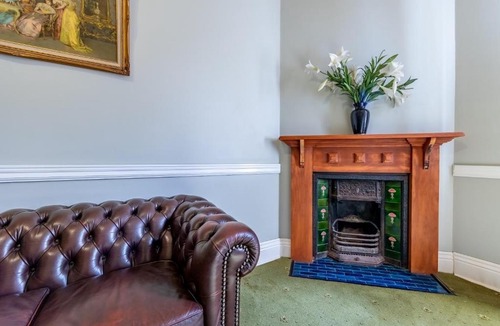Warwick Hotel | Criterion Warwick Hotel