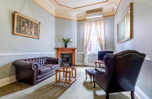 Warwick Hotel | Criterion Warwick Hotel