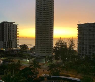 Surfers Paradise Apartment | Crown Towers Resort Apartments