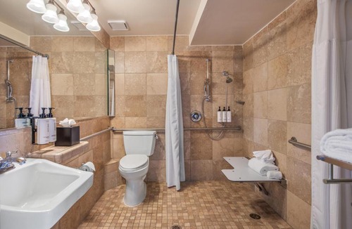 Mission Valley West Resort | Crowne Plaza San Diego - Mission Valley by IHG
