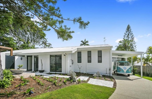 Noosa Heads House | Currawong Song