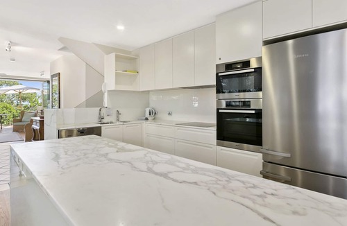Noosa Heads Apartment | Cuvee 2/29 Little Cove