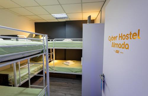 Cova da Piedade Hostel | CyberHostel Almada