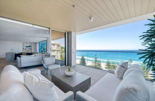 Burleigh Heads Apartment | Dali By Khove