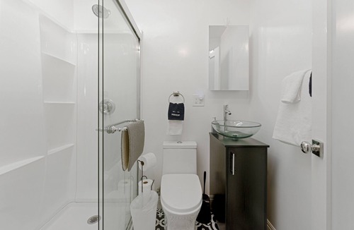Santa Barbara County House | Danya's Cottage Room | The Chosen Collection