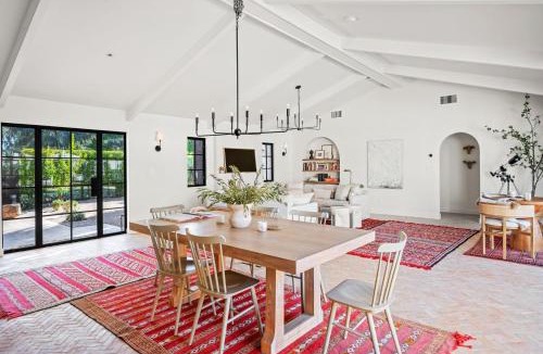 Deepwell Estates House | Dar Amani