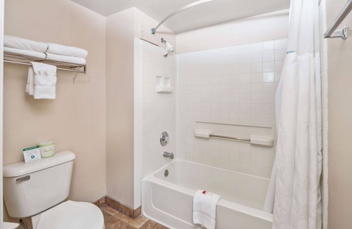 Lebec Hotel | Days Inn by Wyndham Lebec