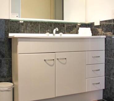 Main Beach Apartment | De Ville Apartments