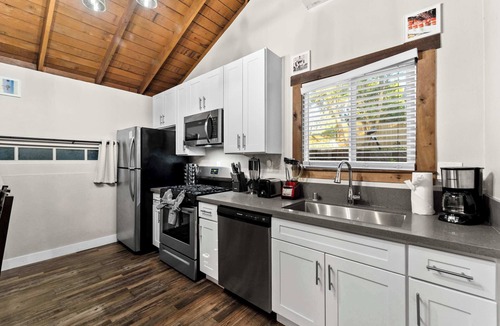 Julian House | Delightful Cabin | Loft, Fire Pit & BBQ | Julian