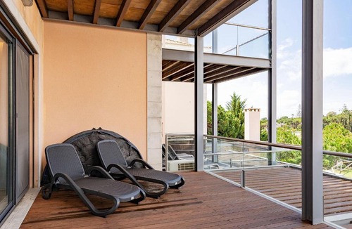 Vale do Lobo Apartment | Deluxe apartment in Vale do Lobo with hot tub
