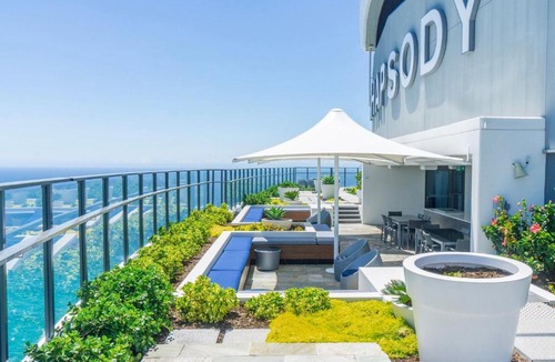 Surfers Paradise Apartment | Deluxe High Floor 2 Bedroom Apartment - GCHM