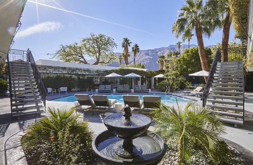 Uptown Design District Hotel | Descanso Resort - A Men’s Resort