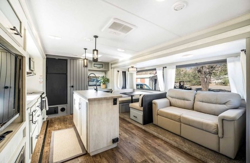 Jacumba RV Rental | Desert Tiny Home B25: Relaxing Desert Accommodation w/Comfort Amenities