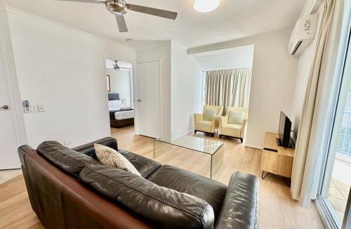 Mermaid Beach Apartment | Diamond Beach 16 NEW