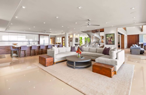 Kahala House | Diamond Head Beachfront Estate by Gather: Luxury Oceanfront w/Heated Pool