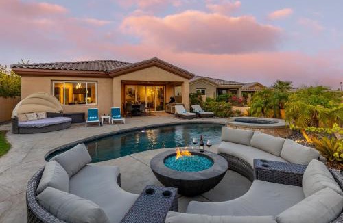 Palm Springs House | Diamond Palms at Desert Princess Resort