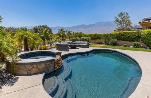 Palm Springs House | Diamond Palms at Desert Princess Resort
