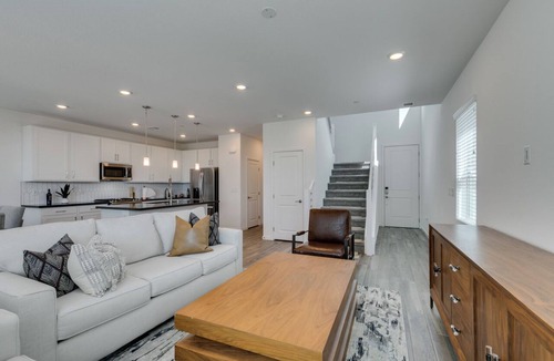 Las Vegas House | Discover Luxury Living in Summerlin West-Charming 3-Bed, Home in Las Vegas