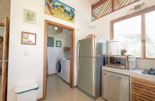 Puerto Viejo de Talamanca House | Dishwasher-Private Pool-AC-Walk to Beach: Palma Verde