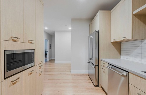 University South Apartment | Divine Palo Alto 2BR w/W/D, nr Dining & Tech HQs, by Blueground